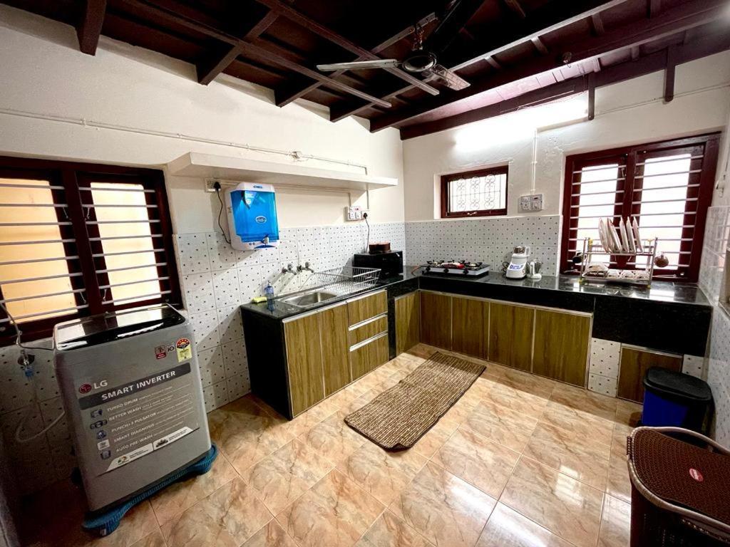 Holiday Home #Vibrant#Hear Of The City #Family Only Мангалор Экстерьер фото